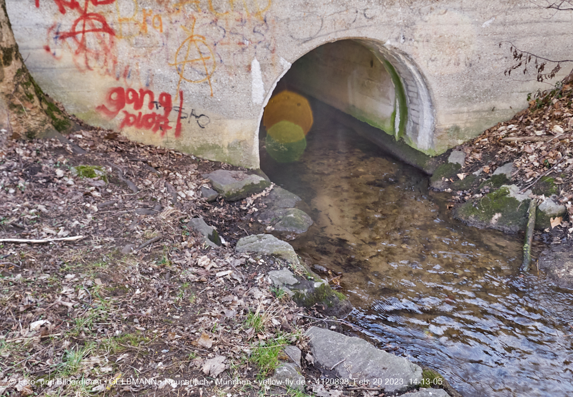 20.20.2023 - der 'verschwundene' Hachinger Bach in Berg am Laim